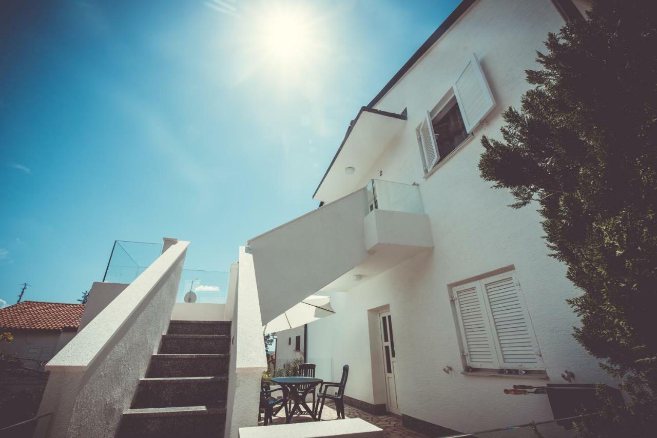 Appartamento Cornus Vallis Krk Town Esterno foto